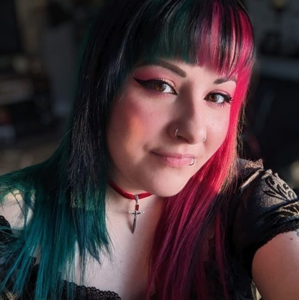 Meet your Posher, Vicky